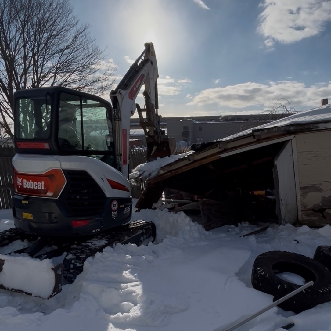 Demolition and debris removal in Cumberland RI